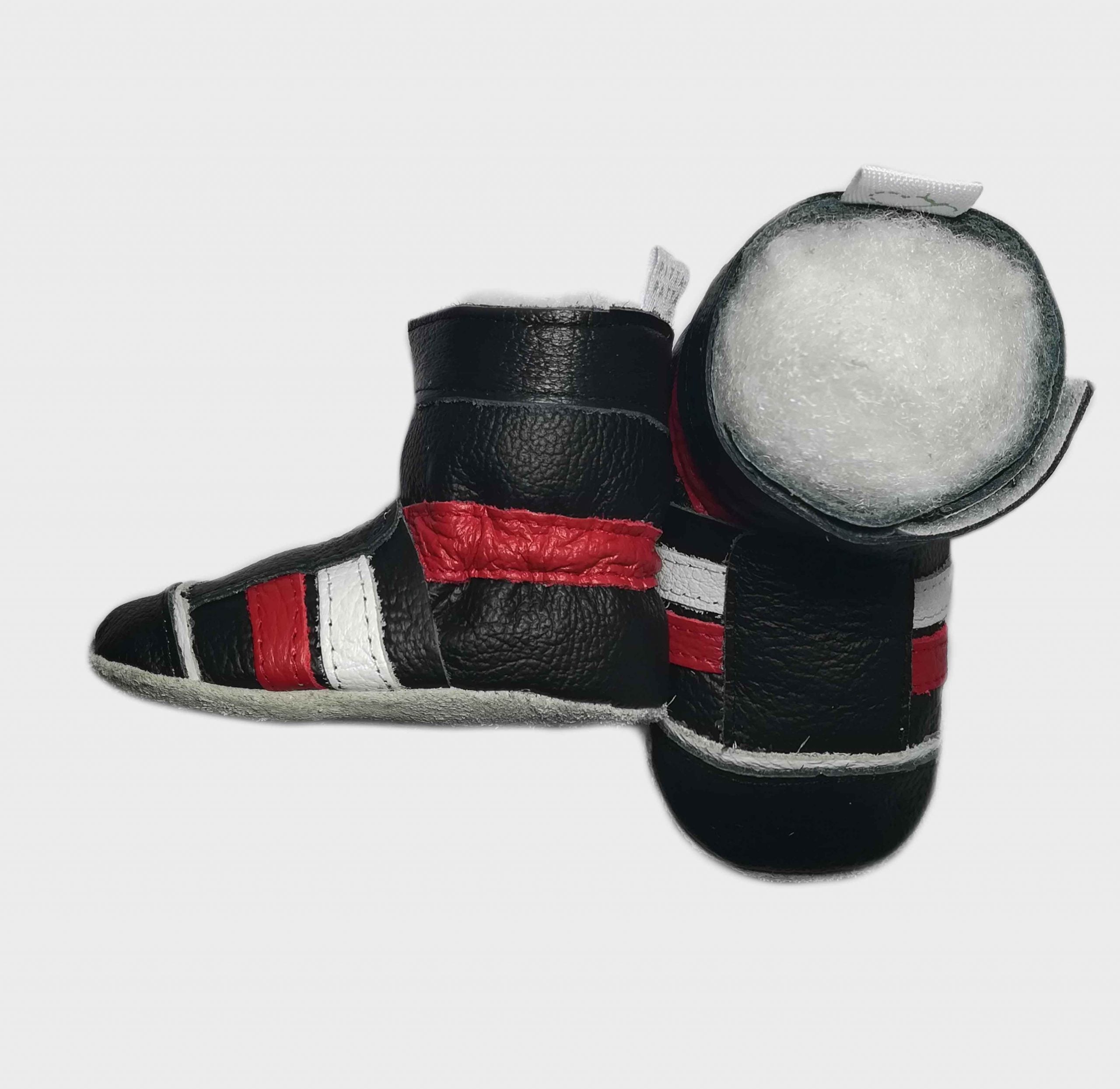 boot sporty black side