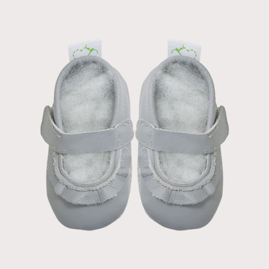 Light grey baby frill shoes