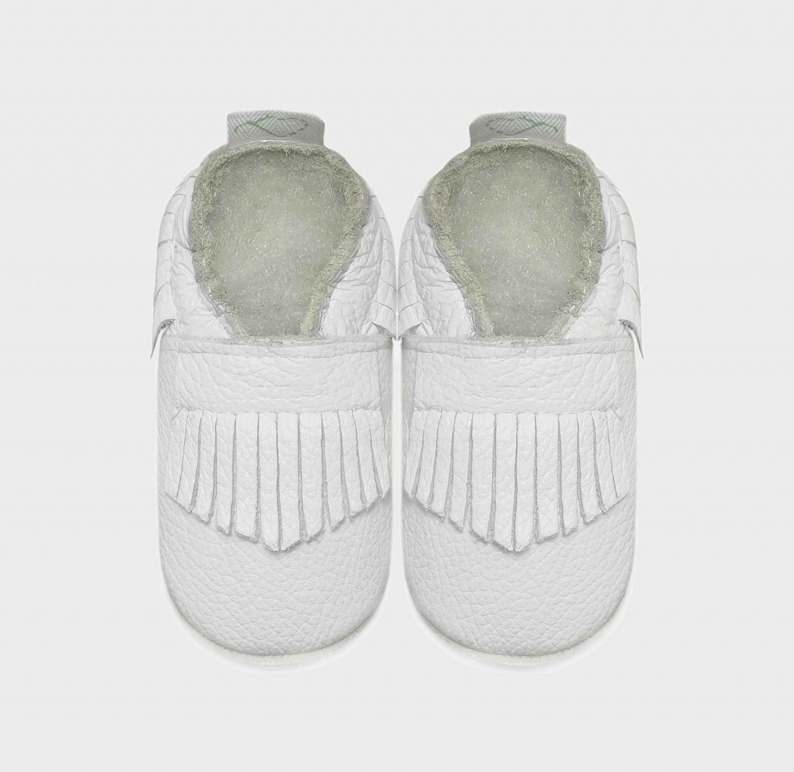 tissle tassle white w